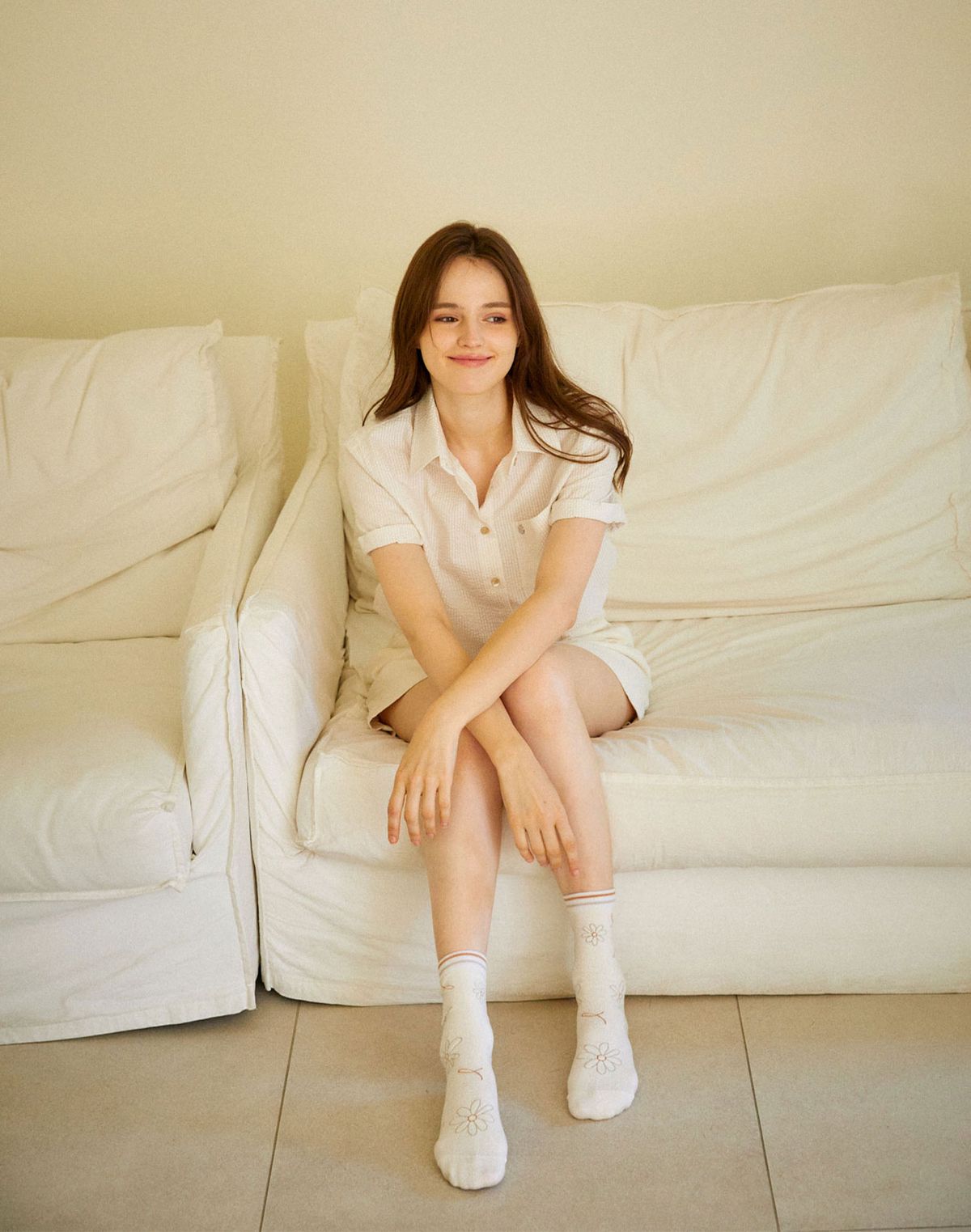 앤무오유(NMOU) S38_FLUTTERING FLOWERS SOCKS_beige