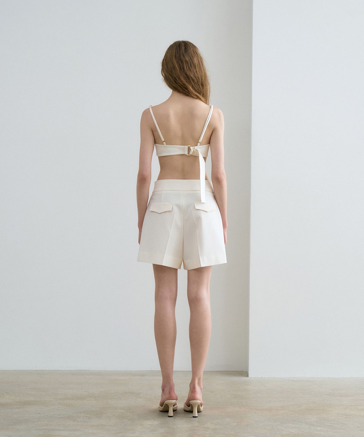 르네제이(RENEJ) Classic Pintuck Half Pants