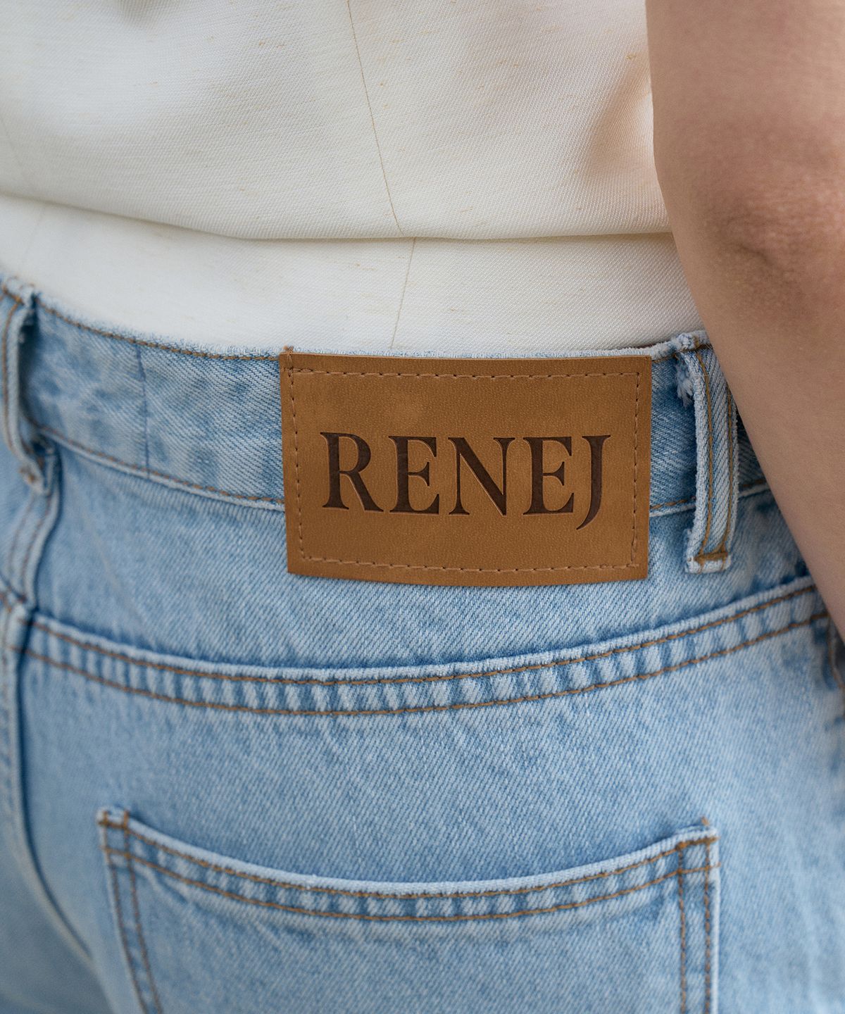 르네제이(RENEJ) Denim Straight Pants