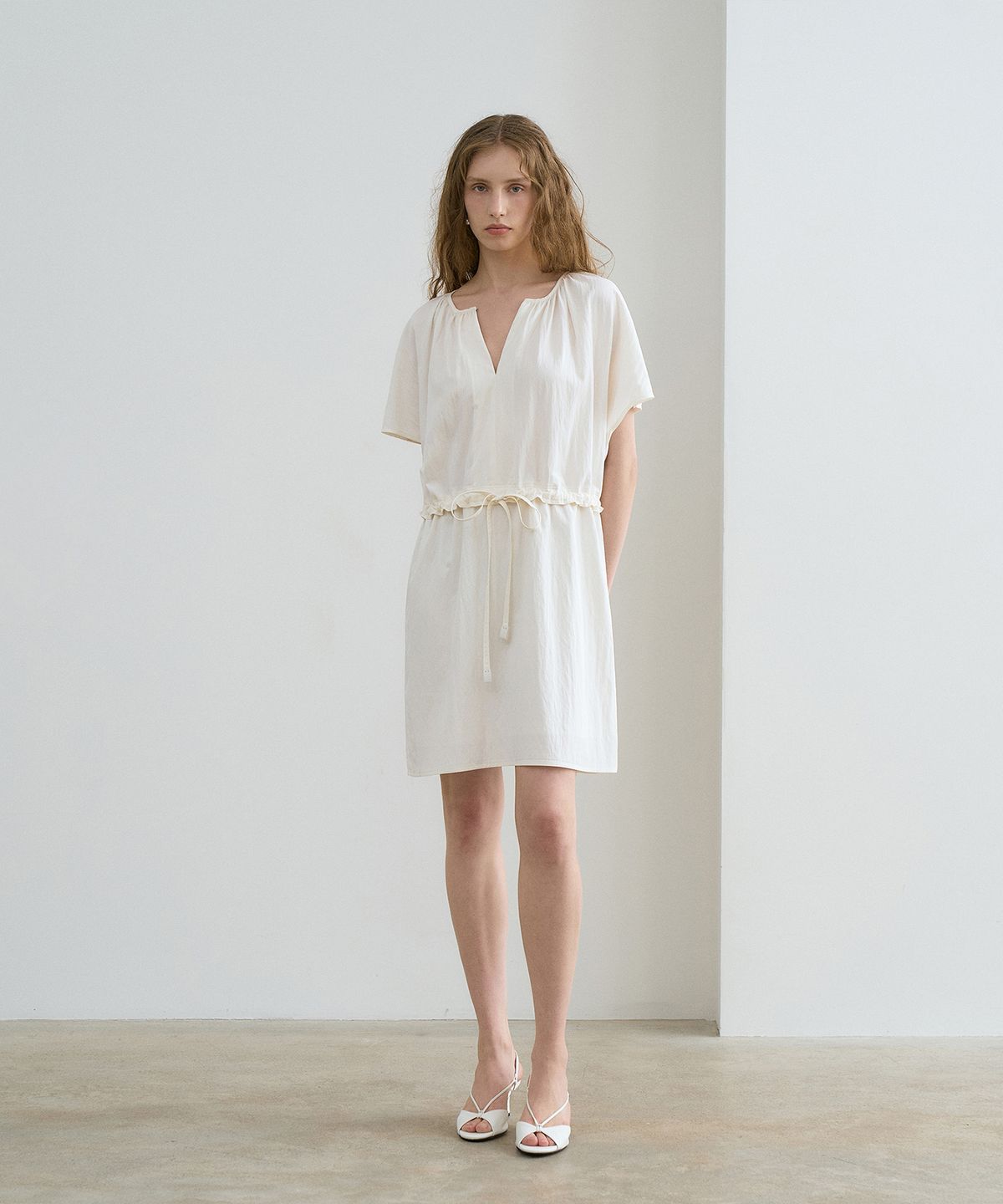 르네제이(RENEJ) Flair Stich Mini Dress