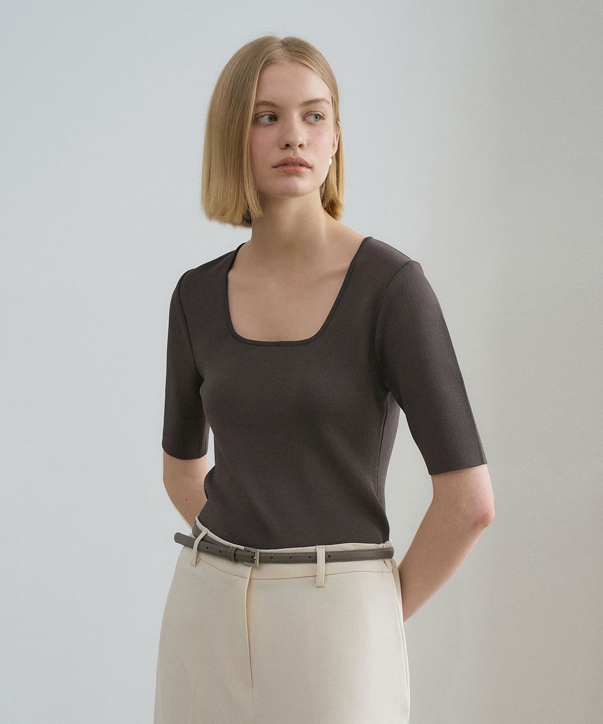 르네제이(RENEJ) Half Sleeve Square Knit