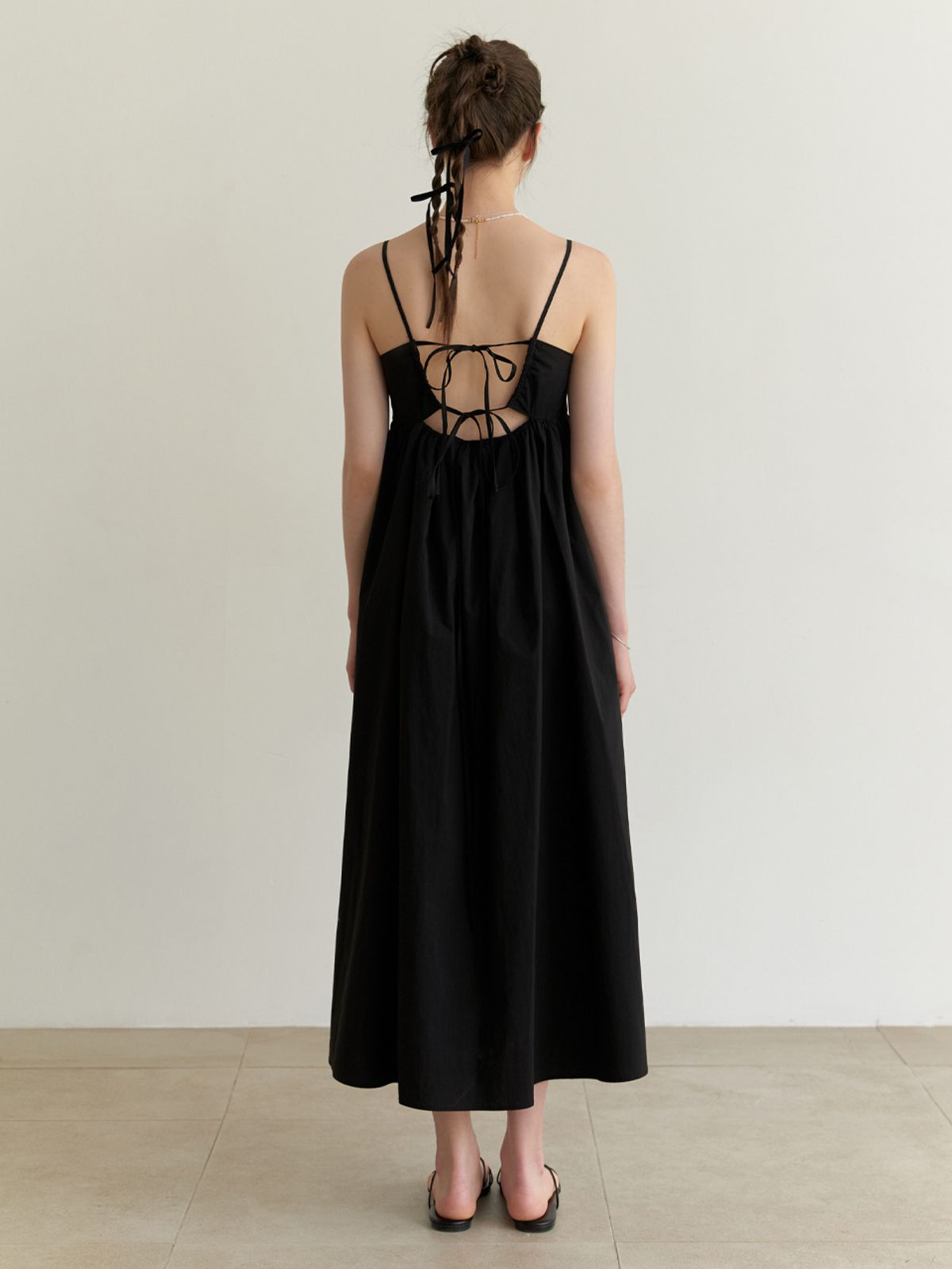 리엘(RE L) Backless strap dress (black)