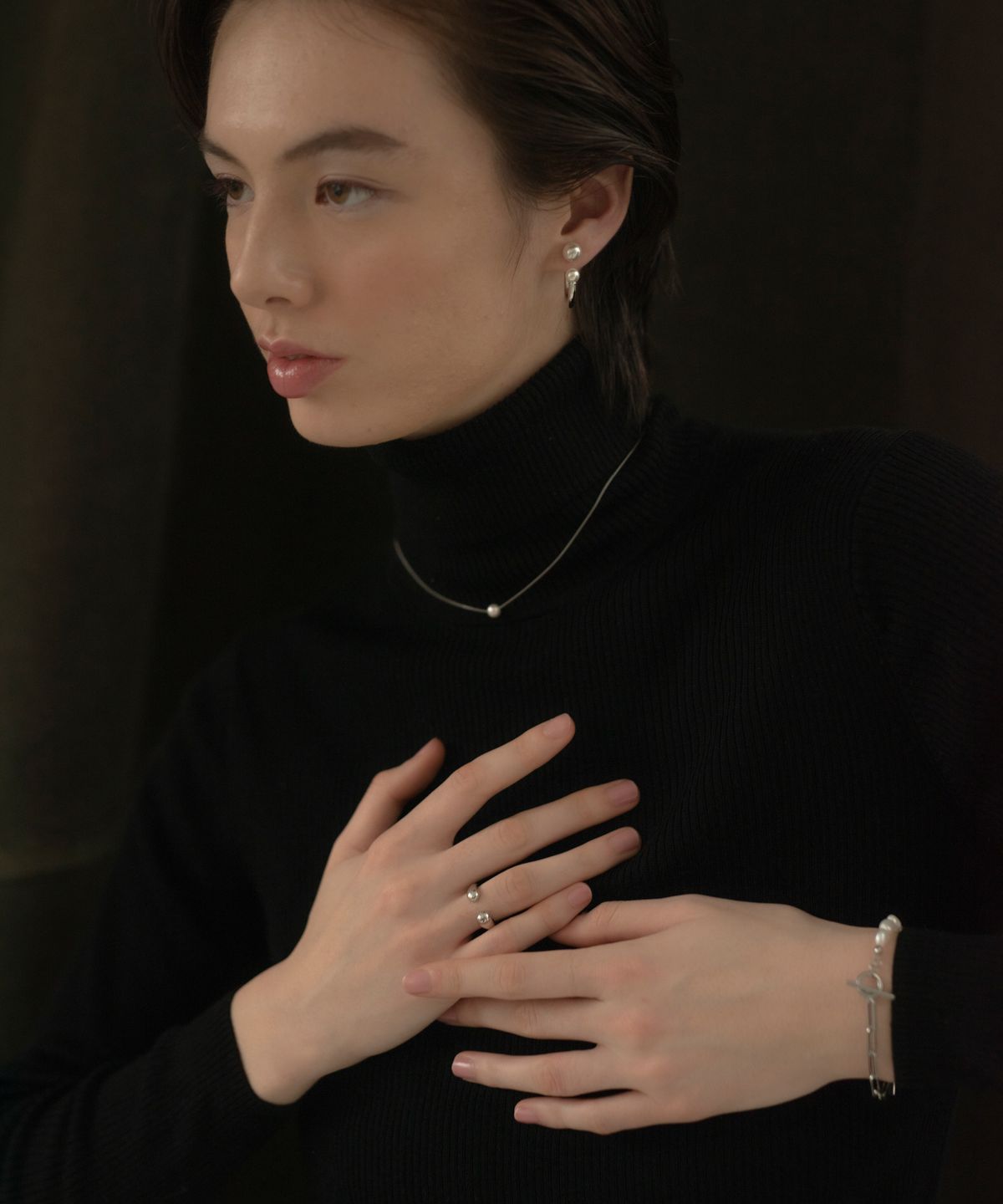 노비스도쿄(NOVICE TOKYO) 바로크 진주 체인 팔찌 Baroque Pearl & Chain Bracelet