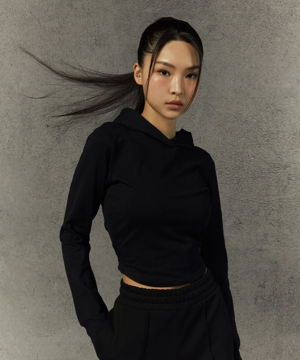 무신사 스탠다드 스포츠(MUSINSA STANDARD SPORTS) 코튼에어 후드풀오버 우먼 (2color)