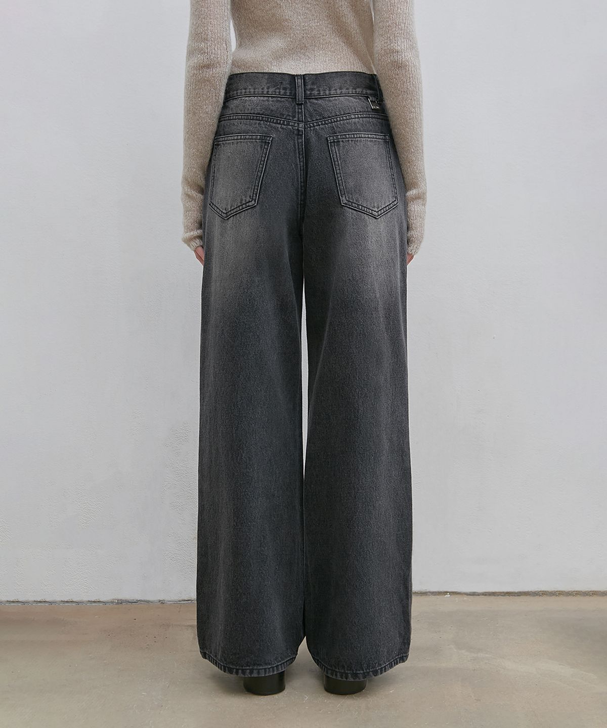로우타이드(LOW TIDE) VTG WASHING DENIM PANTS [BLACK]