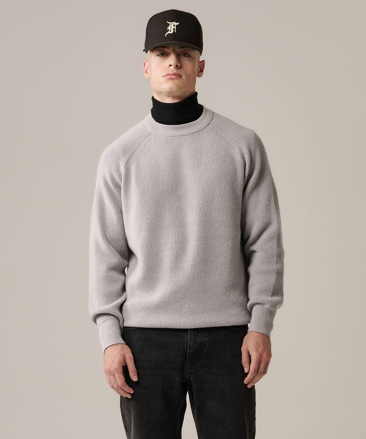 야이치(YAITCH) Waffle Knit Merino Wool Sweater - Silver