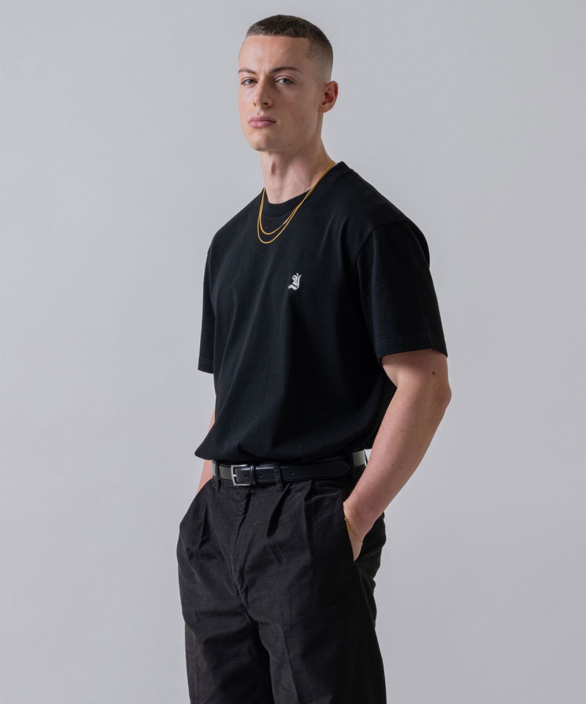 야이치(YAITCH) Embroidered Initial Tee - Jet Black