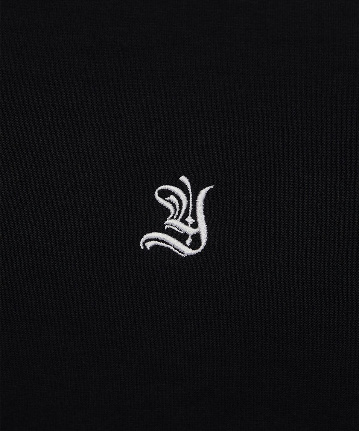 야이치(YAITCH) Embroidered Initial Tee - Jet Black