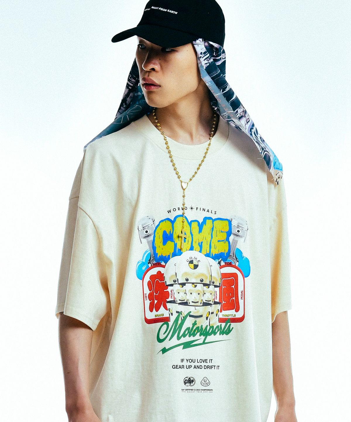 씨오엠이(COME) [UNISEX] C.O.M.E Motorsports Oversized Printed Cotton-Jersey T-Shirt (Beige)