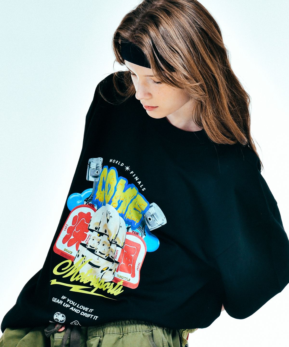 씨오엠이(COME) [UNISEX] C.O.M.E Motorsports Oversized Printed Cotton-Jersey T-Shirt (Black)