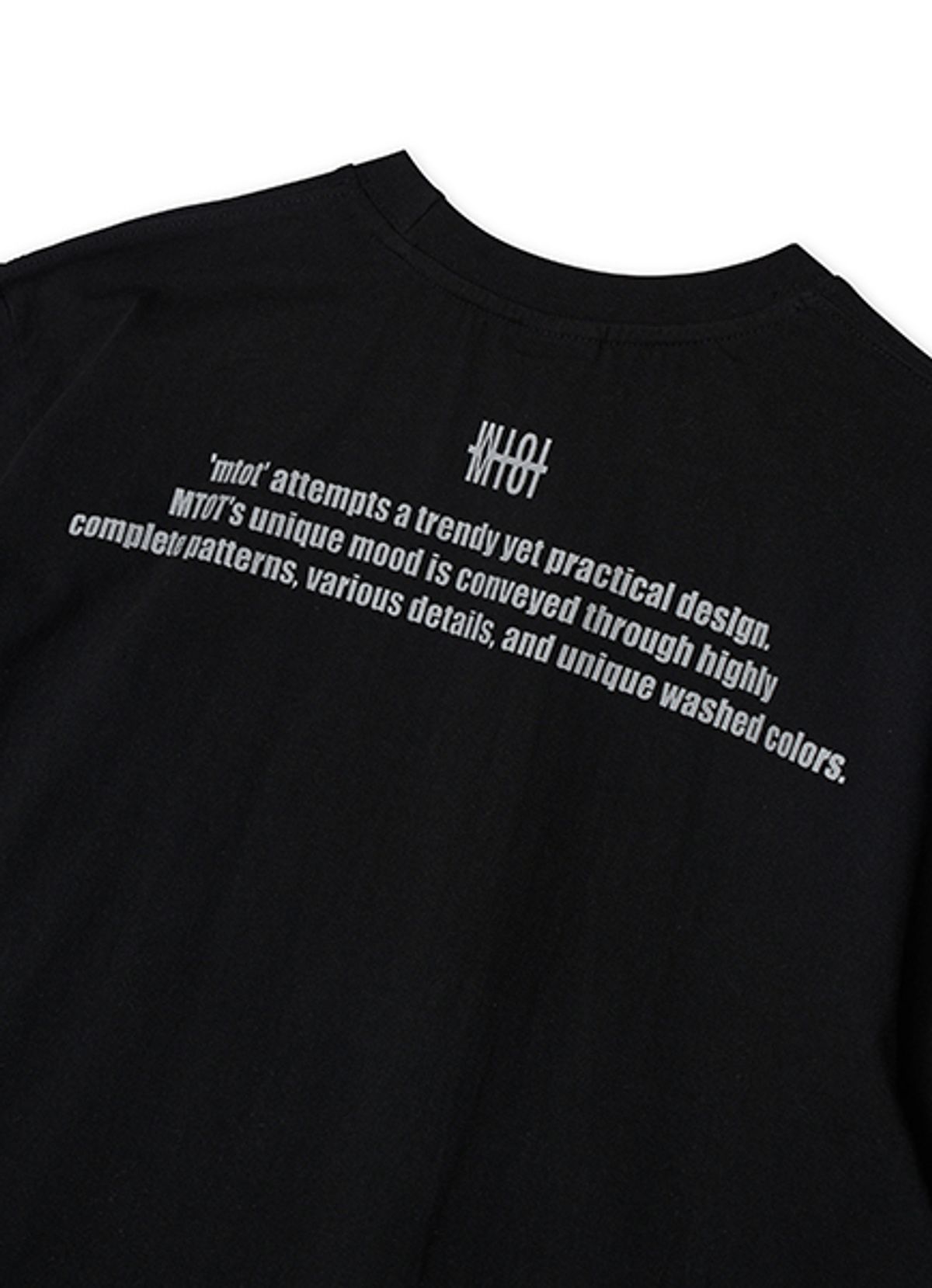 엠티오티(MTOT) Printed Short Sleeve T-shirt(Black)