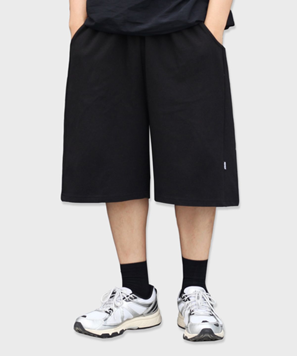 리스펙트(RESPECT) side panel bermuda sweat shorts (black)