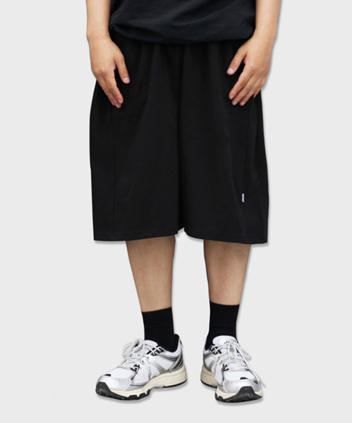 리스펙트(RESPECT) side panel bermuda sweat shorts (black)