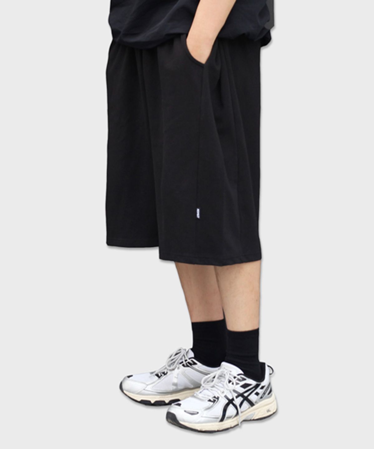 리스펙트(RESPECT) side panel bermuda sweat shorts (black)