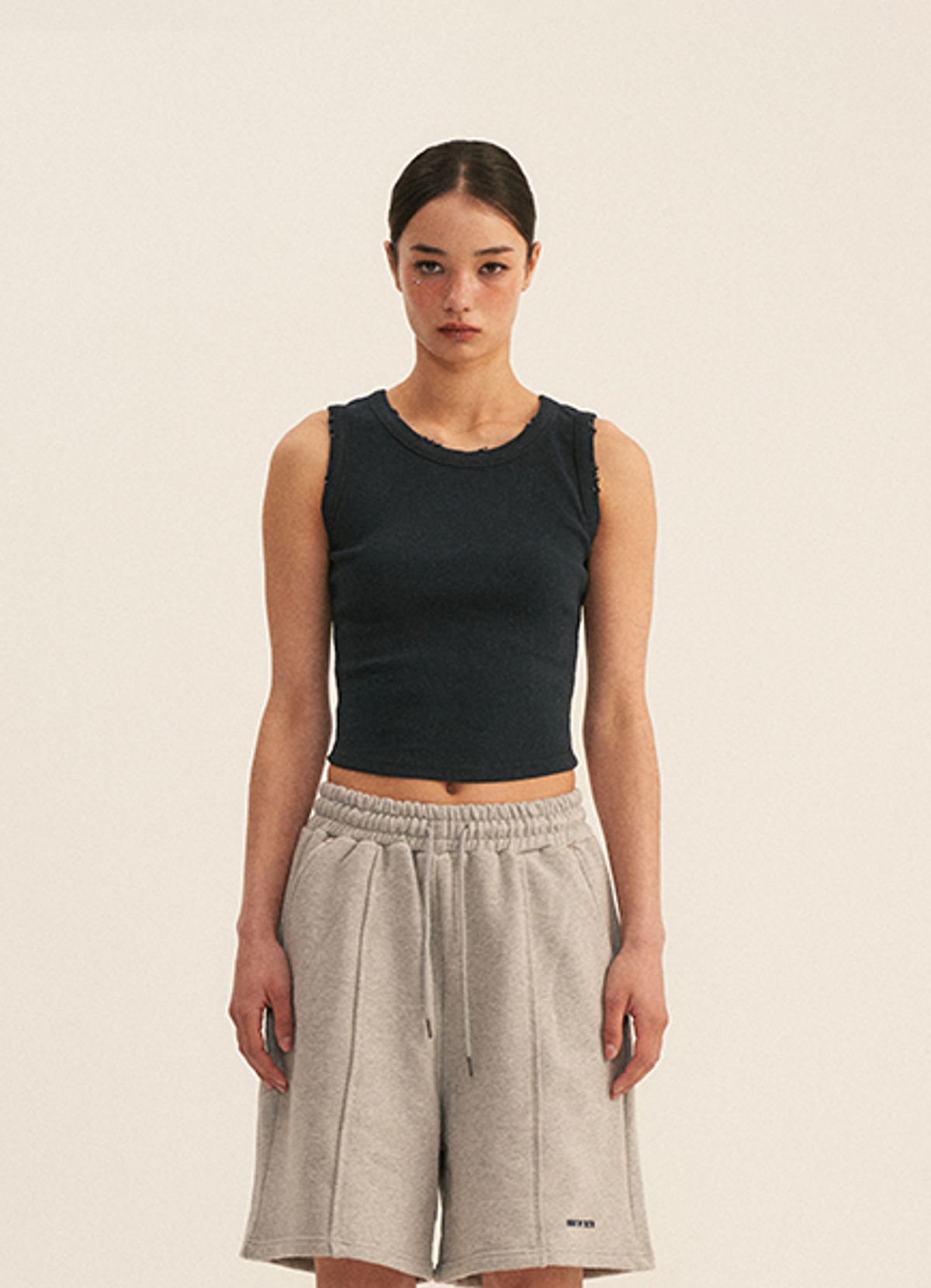 엠티오티(MTOT) Vintage Cropeed sleeveless (Navy)