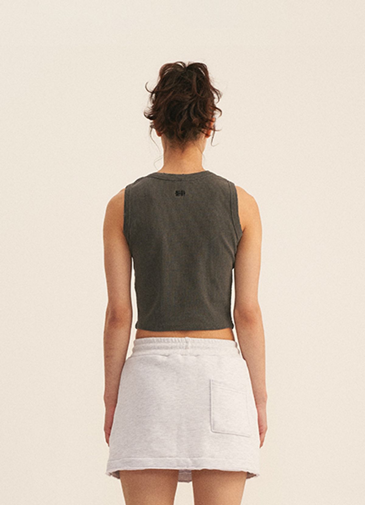 엠티오티(MTOT) Vintage Cropeed sleeveless (Charcoal)