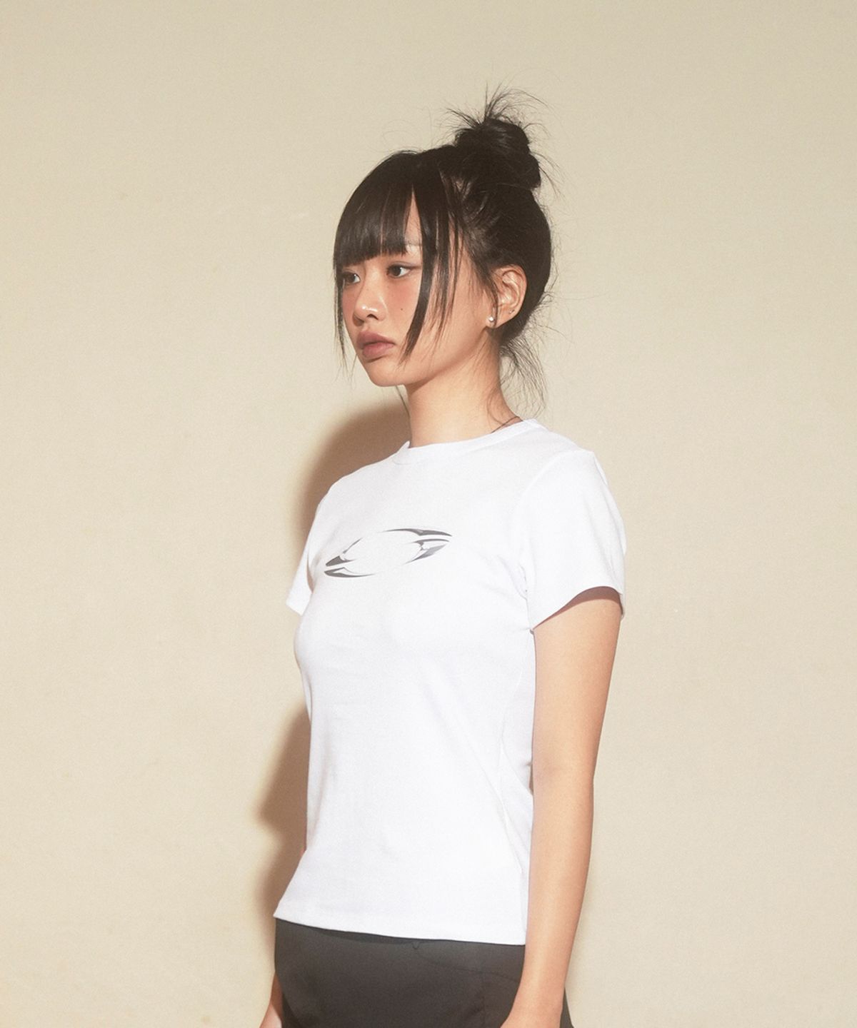 그레일즈(GRAILZ) 3D OVAL LOGO T-SHIRTS [WHITE]
