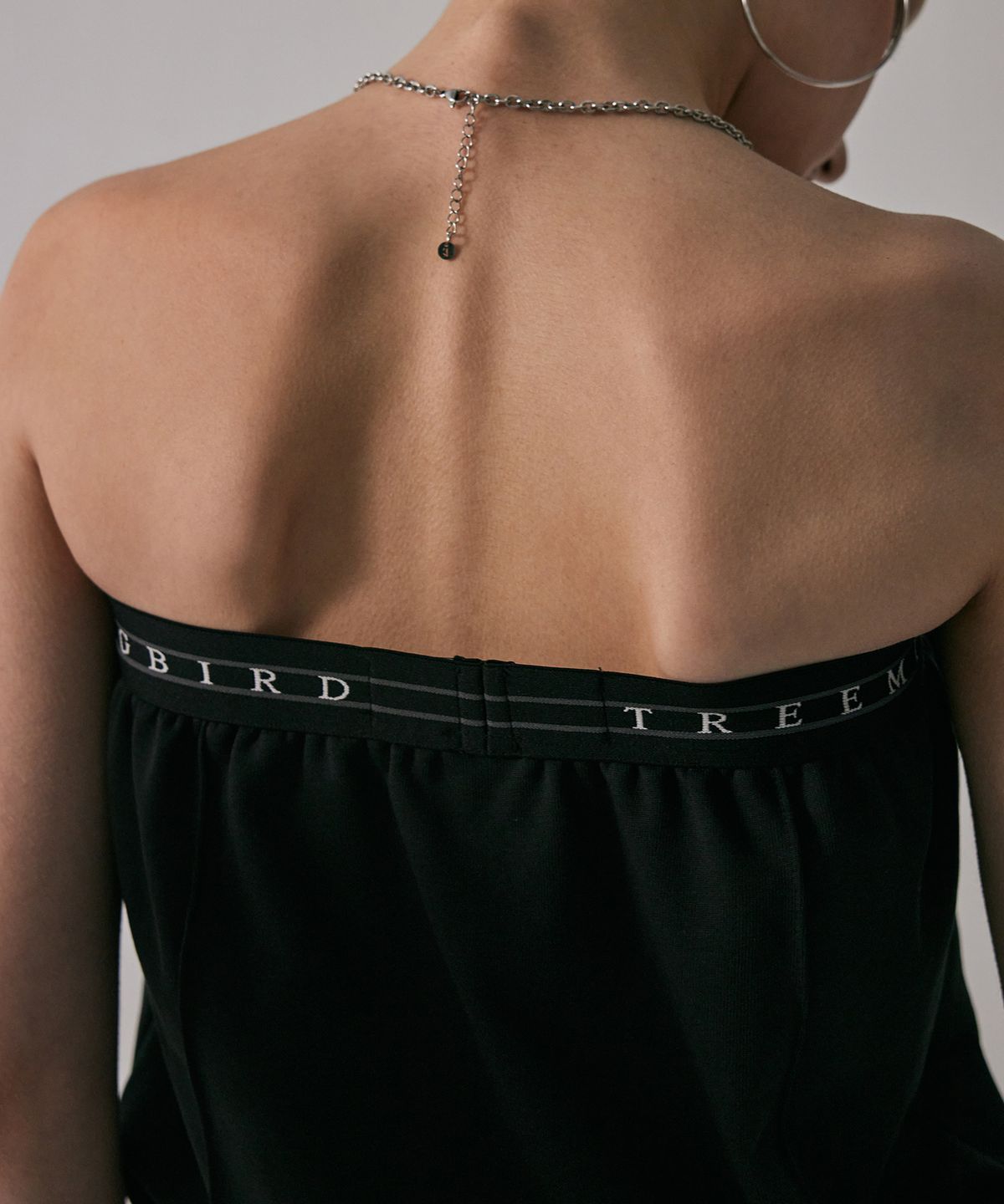 트리밍버드(TREEMINGBIRD) Banding Sweat Set-Up Tank Top [ Black ]