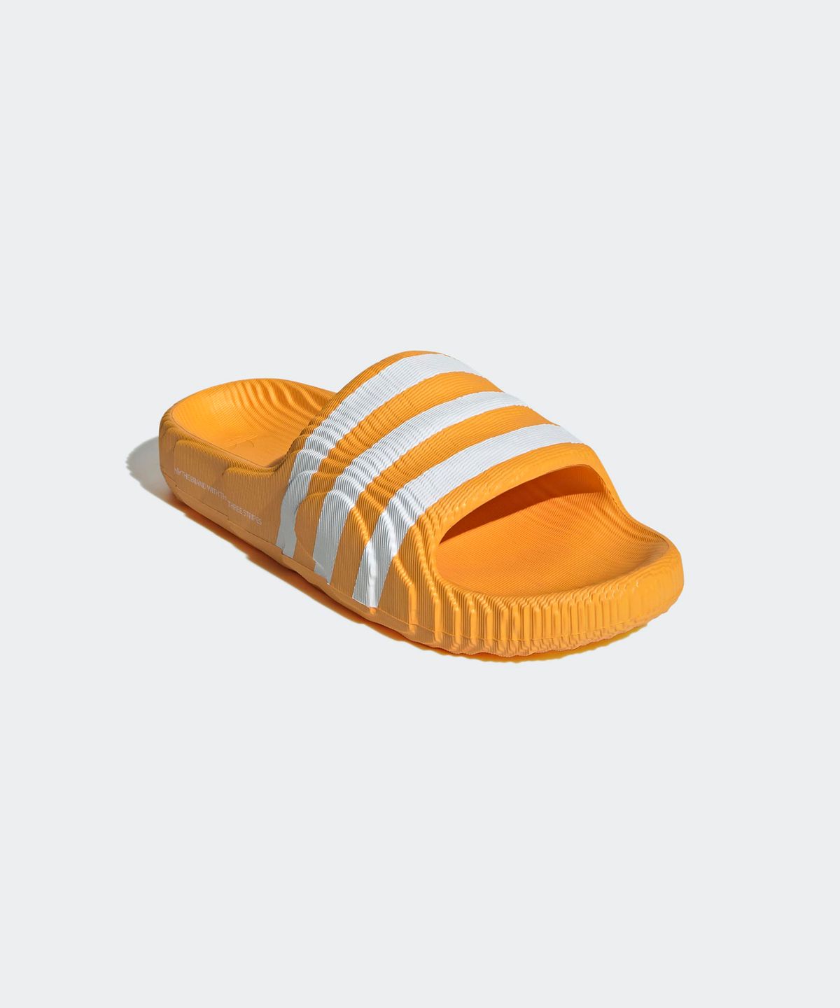 아디다스(ADIDAS) 아딜렛 22 - 옐로우 / IE9183