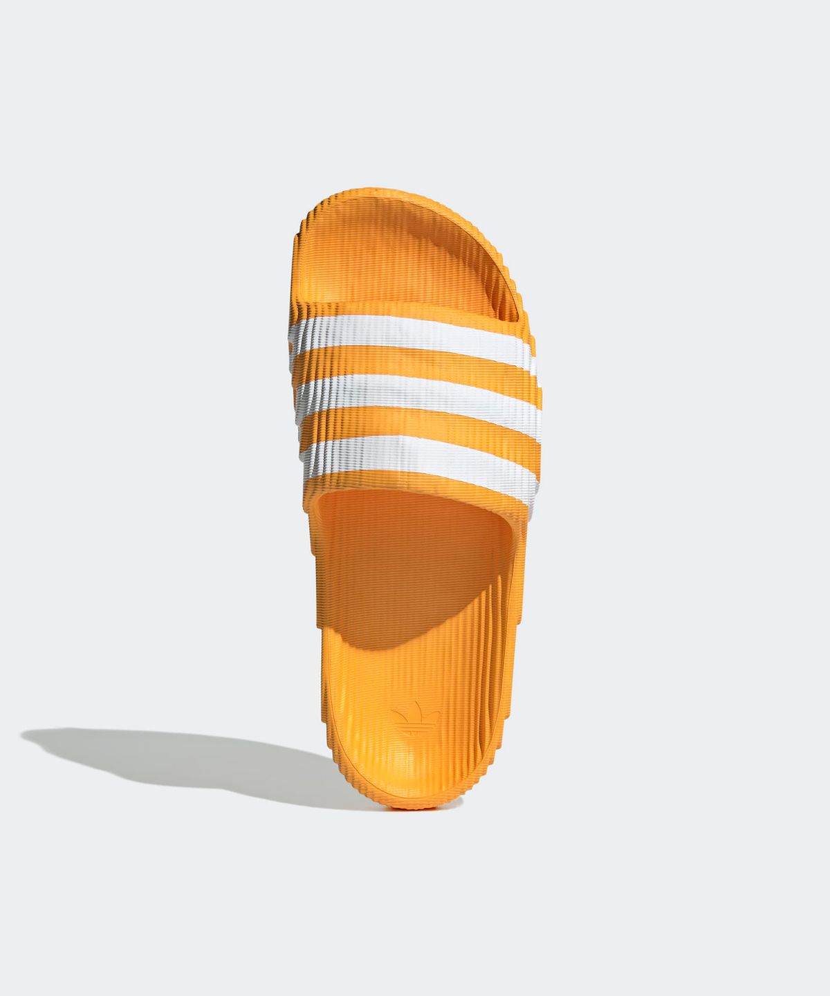 아디다스(ADIDAS) 아딜렛 22 - 옐로우 / IE9183