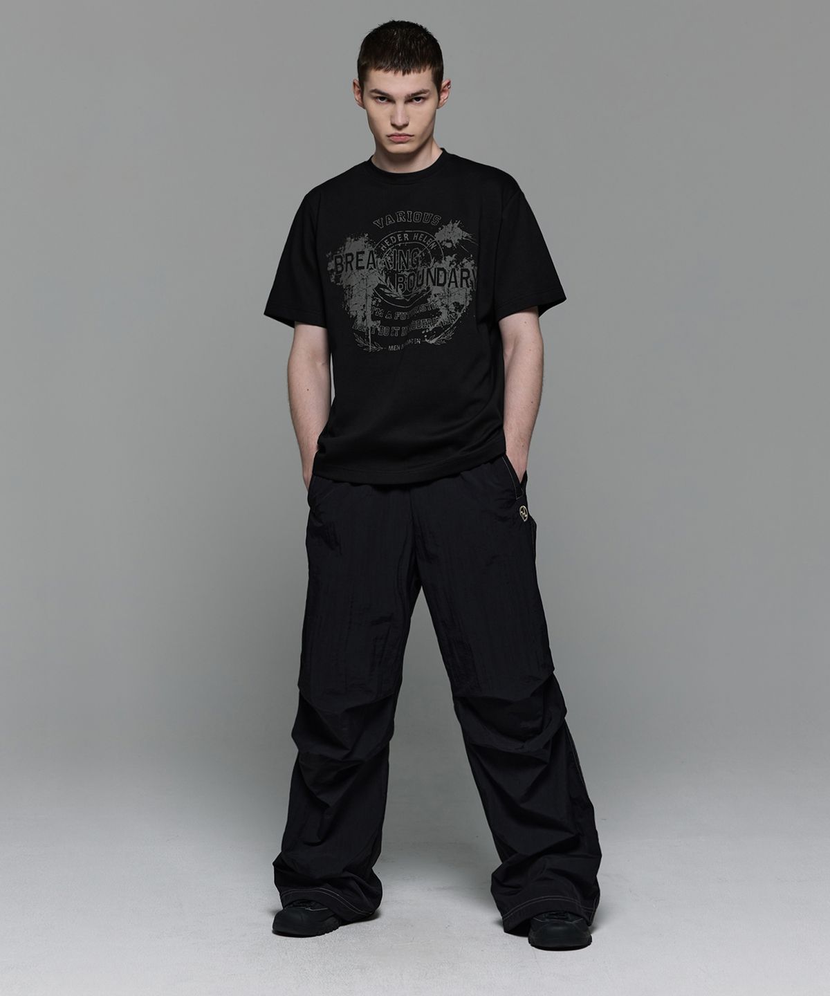 헤더헬렌(HEDER HELEN) VARIOUS BLACK HALF-T