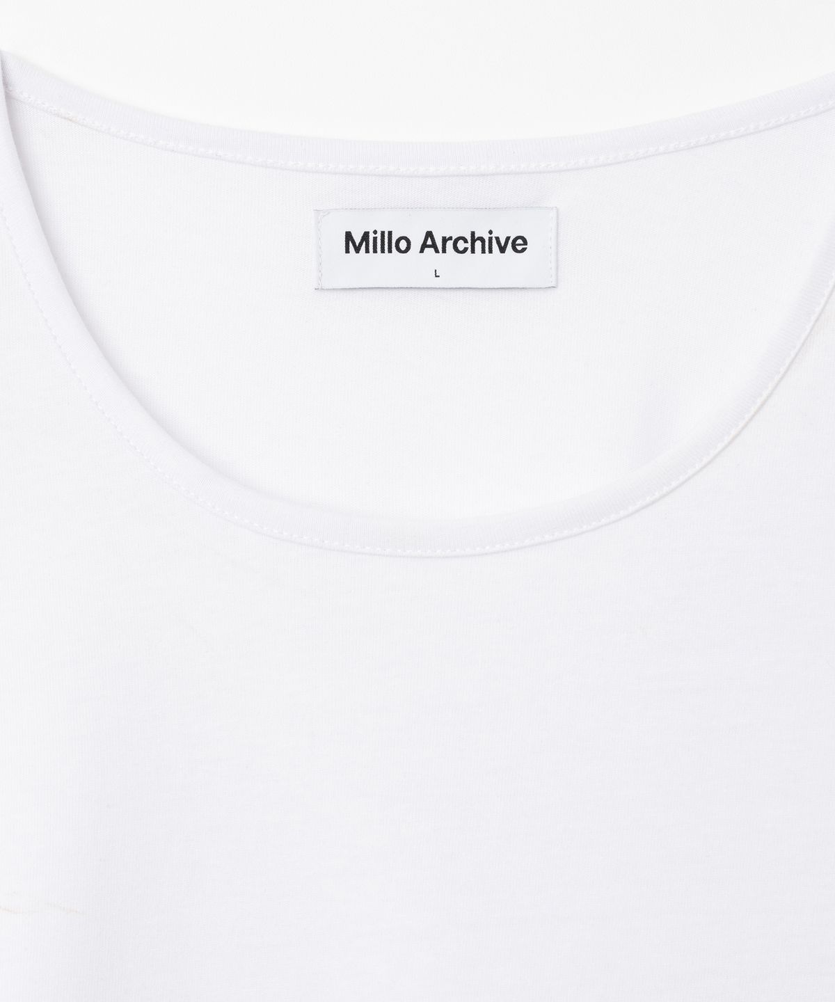 밀로 아카이브(MILLO ARCHIVE) 소프트 U넥 세미 오버핏 티셔츠 [화이트]
