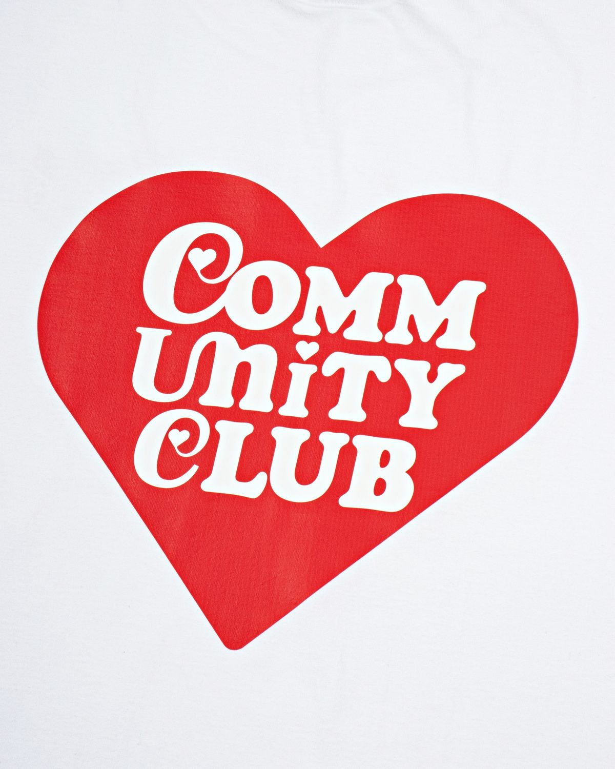 커뮤니티클럽(COMMUNITY CLUB) FULL OF HEARTS TEE White