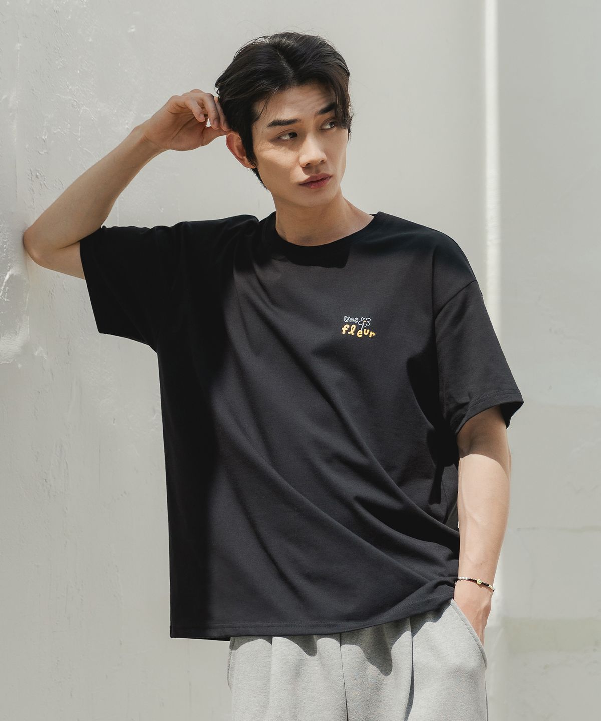 앨빈클로(ALVINCLO) [CP] JARDIN FLOWER 오버핏 반팔티 AST4586 (2 COLOR)