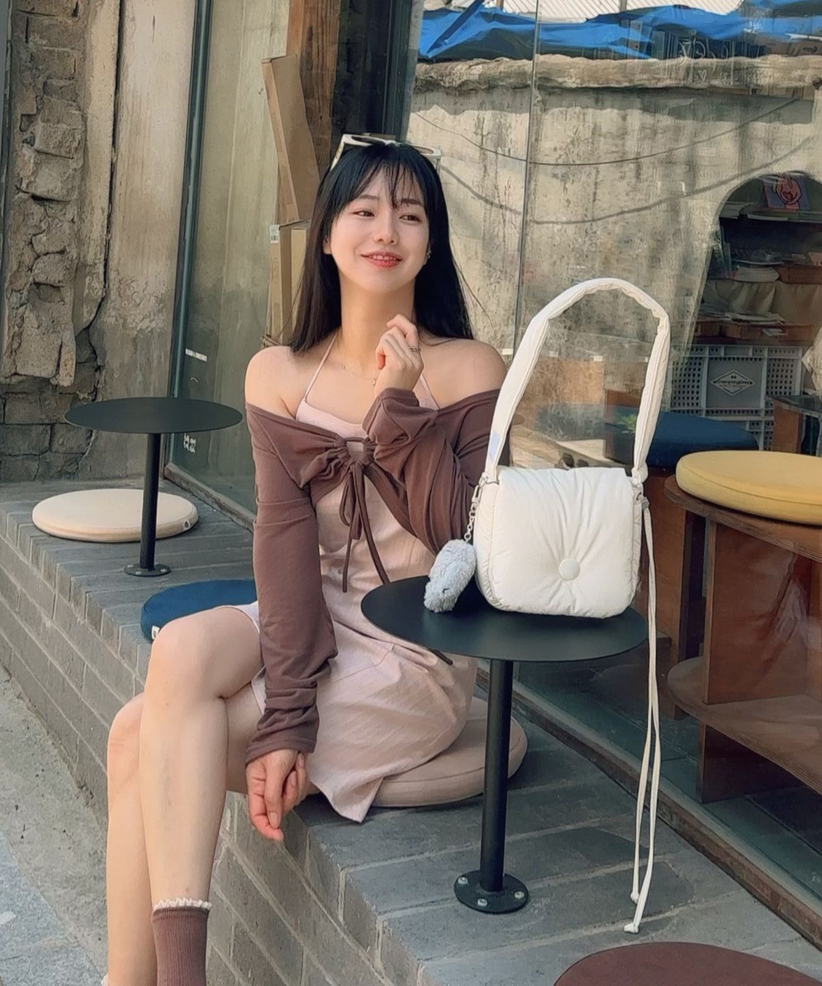 아이띵소(ITHINKSO) PUFFY SHOULDER & CROSS _ SHINY 퍼피 숄더 & 크로스 _ 샤이니