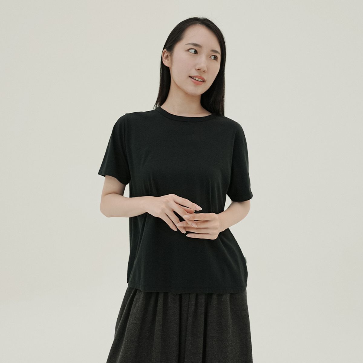 치키타(CHIQUITA) A라인 T 4부 (코튼) 블랙 242607SBK