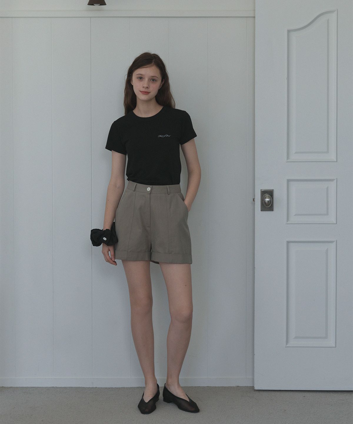 하우스 오브 폰드(HOUSE OF POND) Round neck narrow t shirt (Black)
