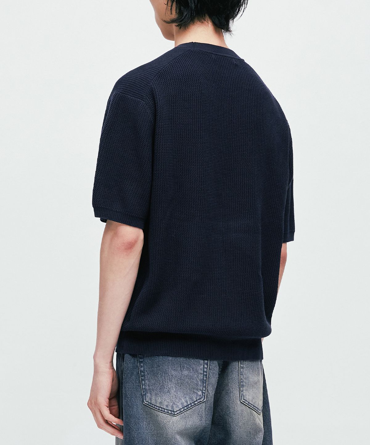 브랜디드(BRANDED) HARD TWIST HOLIDAY ROUND KNIT [NAVY]