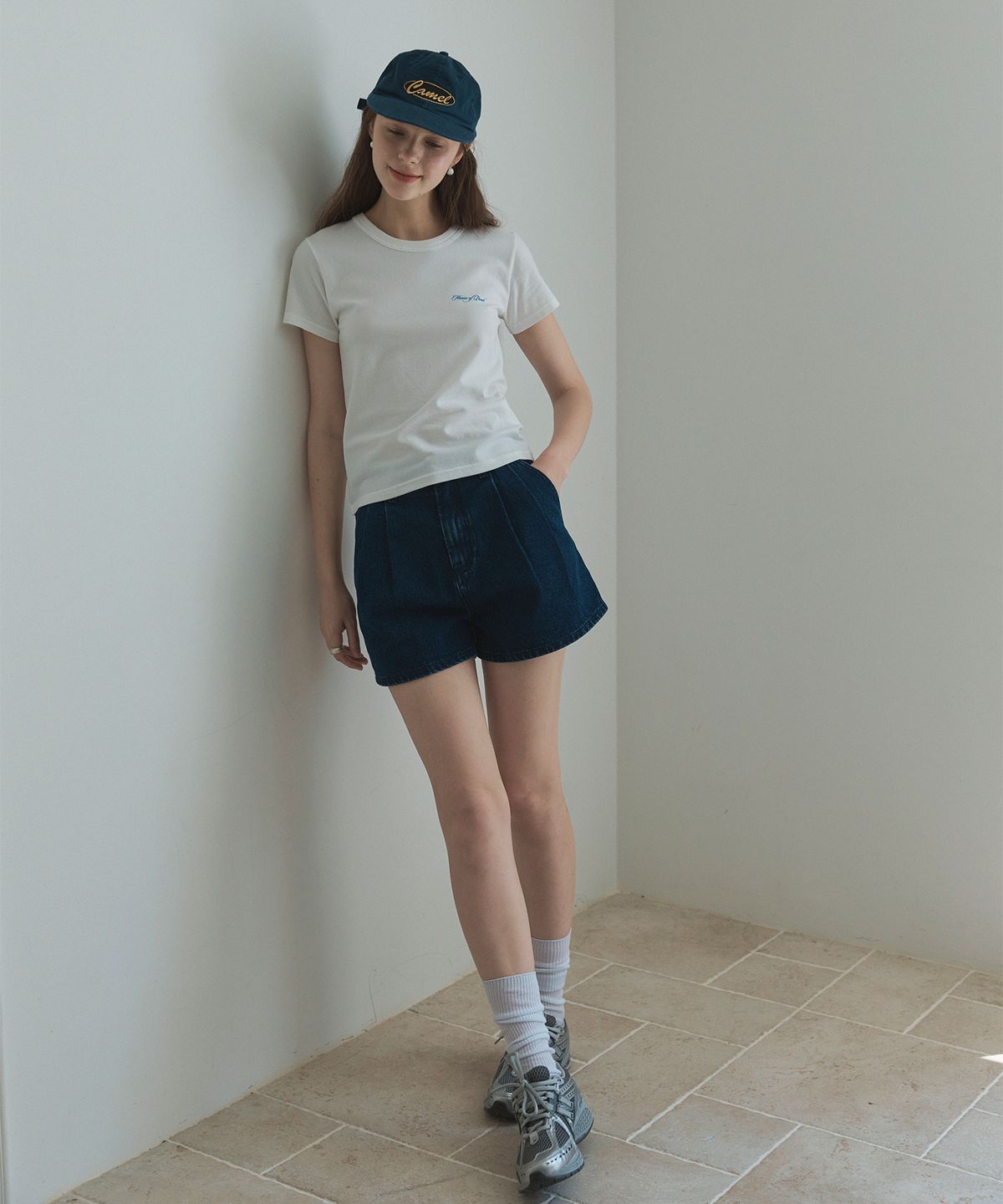 하우스 오브 폰드(HOUSE OF POND) Round neck narrow t shirt (Ivory)