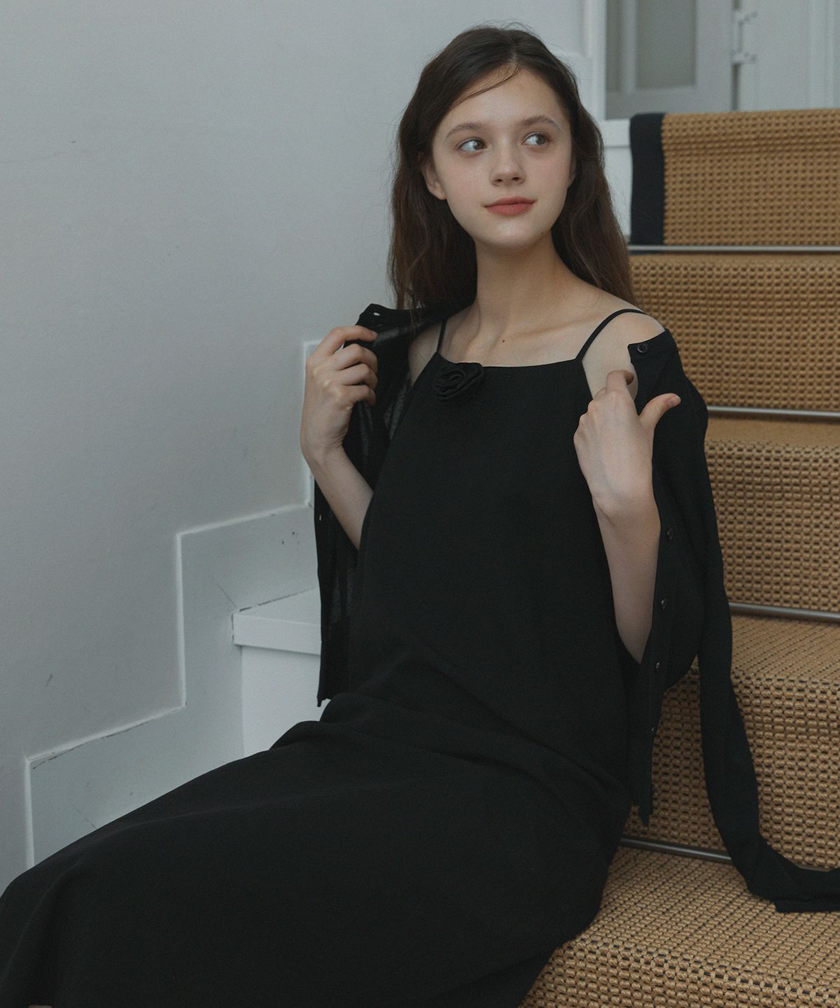 하우스 오브 폰드(HOUSE OF POND) Linen corsage slip dress (Black)