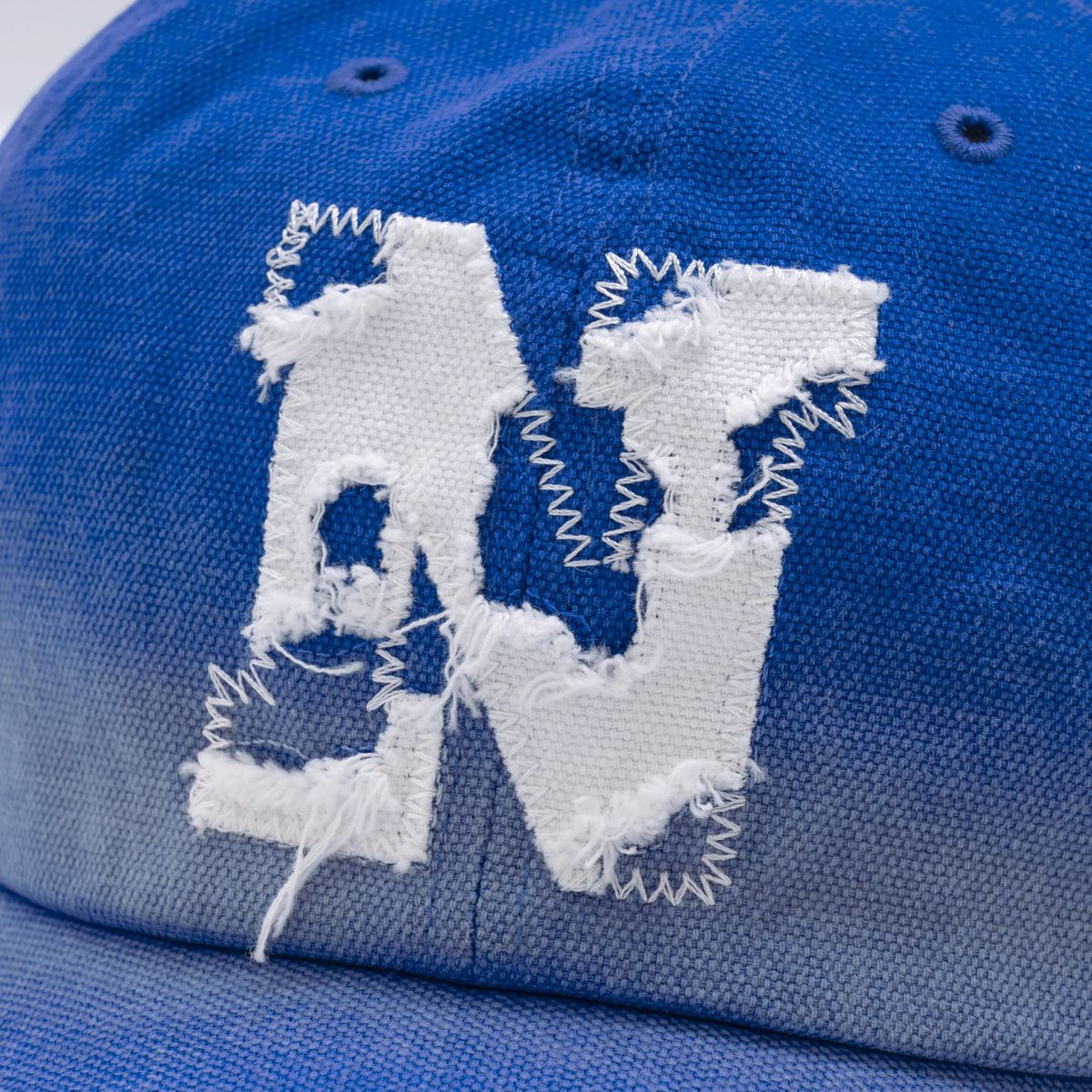 노쿨러스(NOSCOULEURS) WASHED N LOGO CAP BLUE