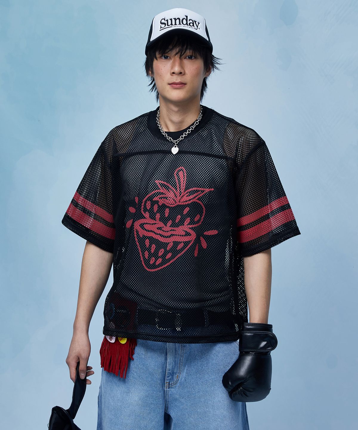 선데이후르츠마켓(SUNDAY FRUIT MARKET) STRAWBERRY MESH TEE BLACK