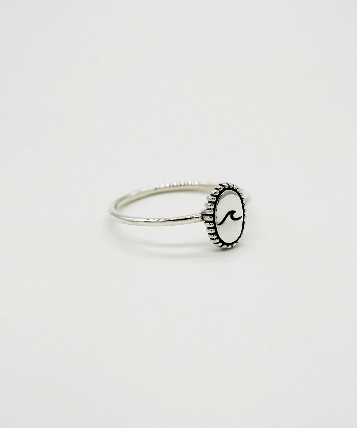 하카블랙스(HAKKABLACKS) Mini Ovel Wave Ring