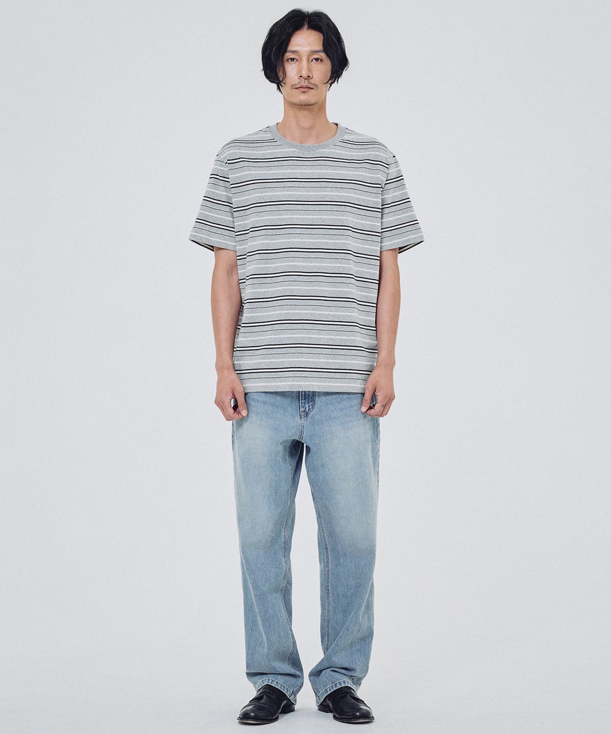 셔터(SHIRTER) FINE STRIPE T-SHIRT (STRIPE GREY)