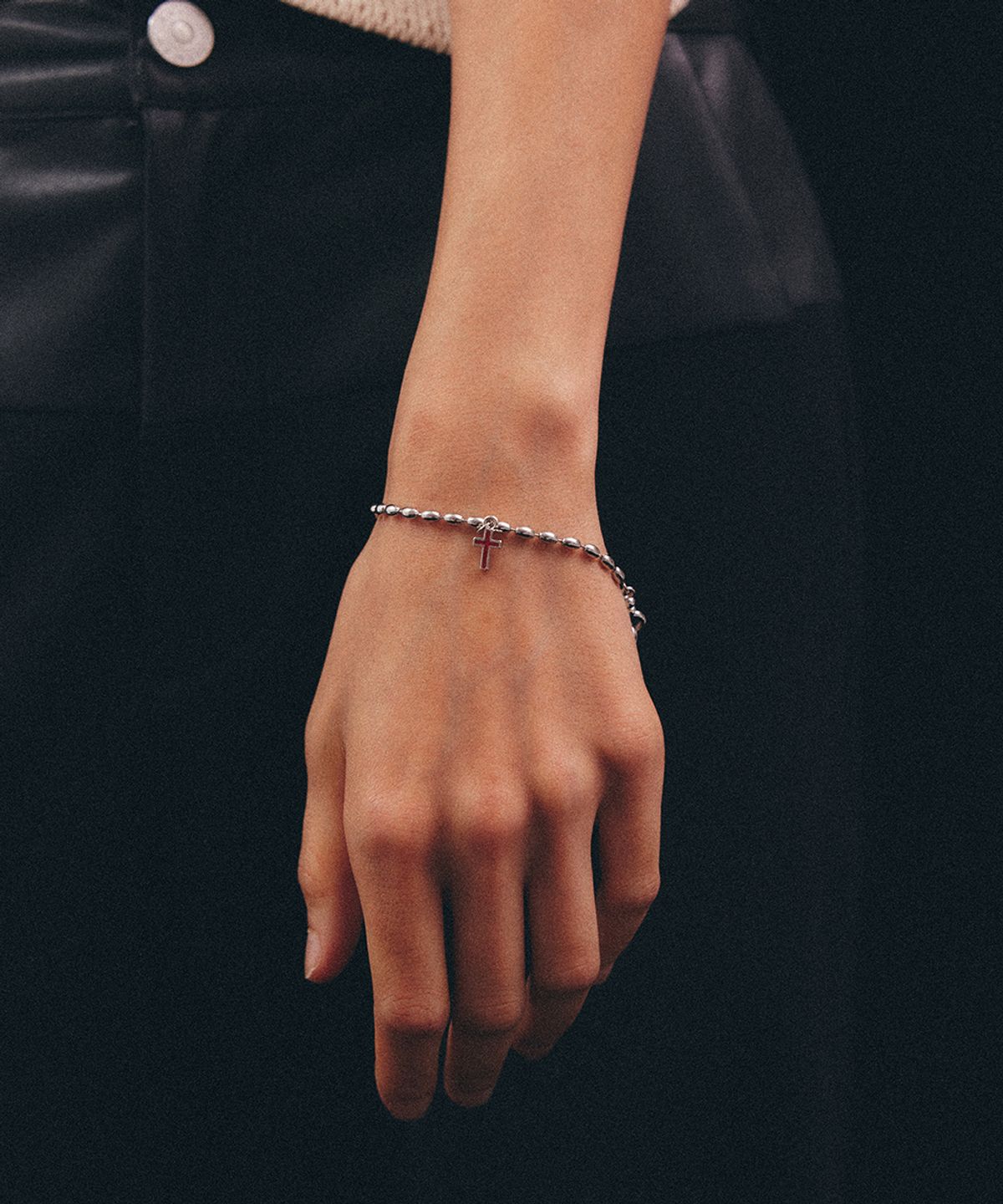 로울(LOWOOL) Red cross surgical bracelet