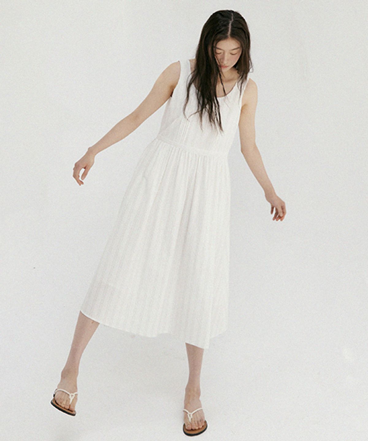 링서울(LINGSEOUL) stripe sleeveless dress-beige