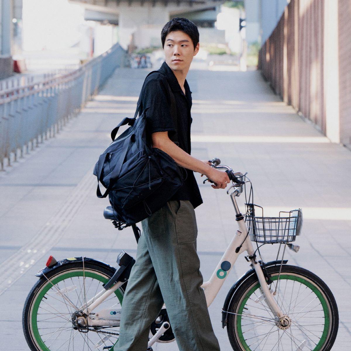 스위치(SWEETCH) VOYAGER MULTI BAG 001 Black