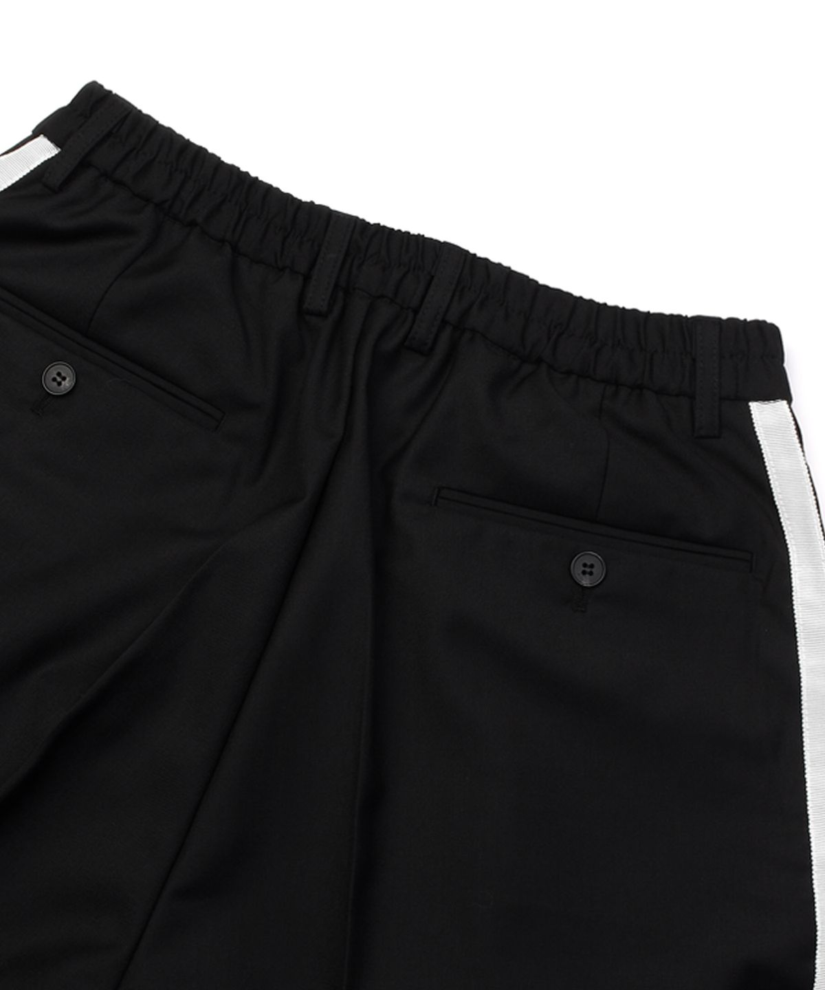 씨오엠이(COME) [UNISEX] Satin-Trimmed Motorsport Trousers (Black)