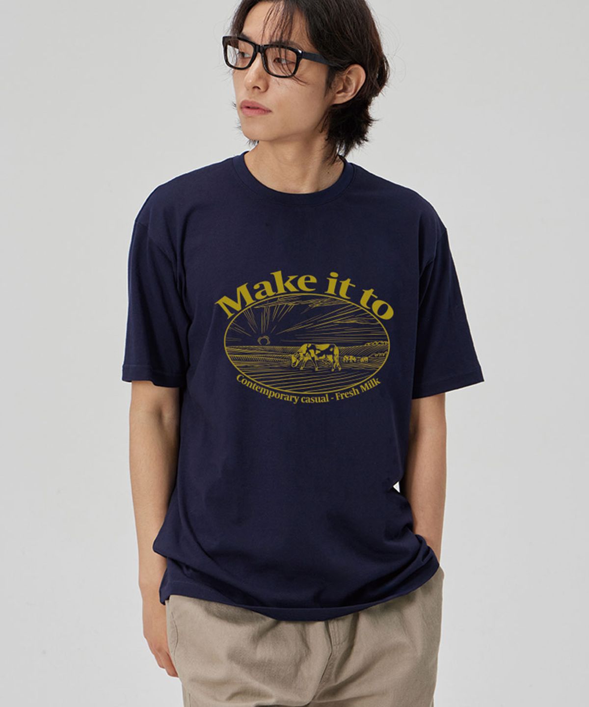 메이킷투(MAKEITTO) [SET]FRESH MILK+SQUARE LOGO CREW NECK TEE 2종 세트