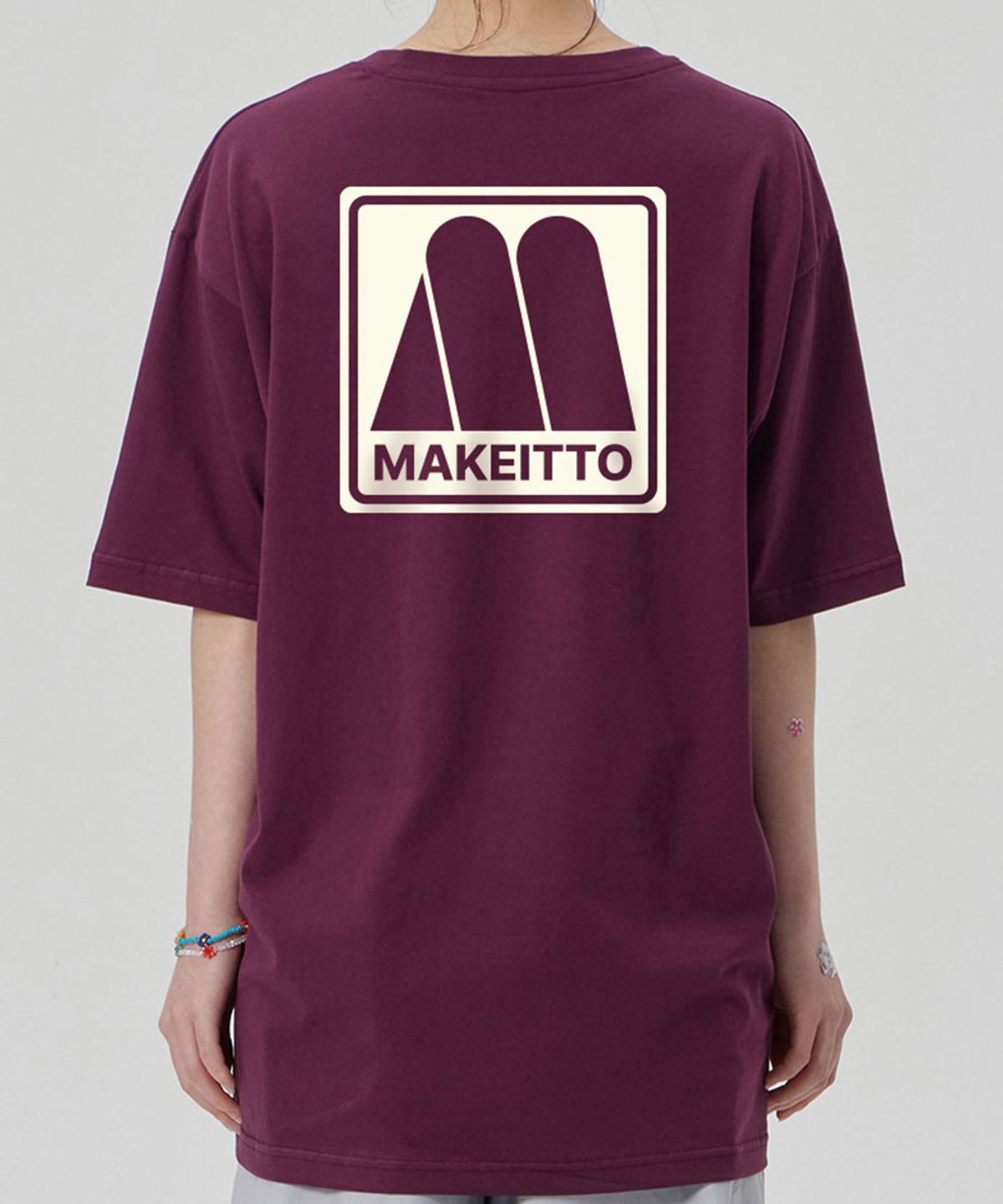 메이킷투(MAKEITTO) [SET]FRESH MILK+SQUARE LOGO CREW NECK TEE 2종 세트