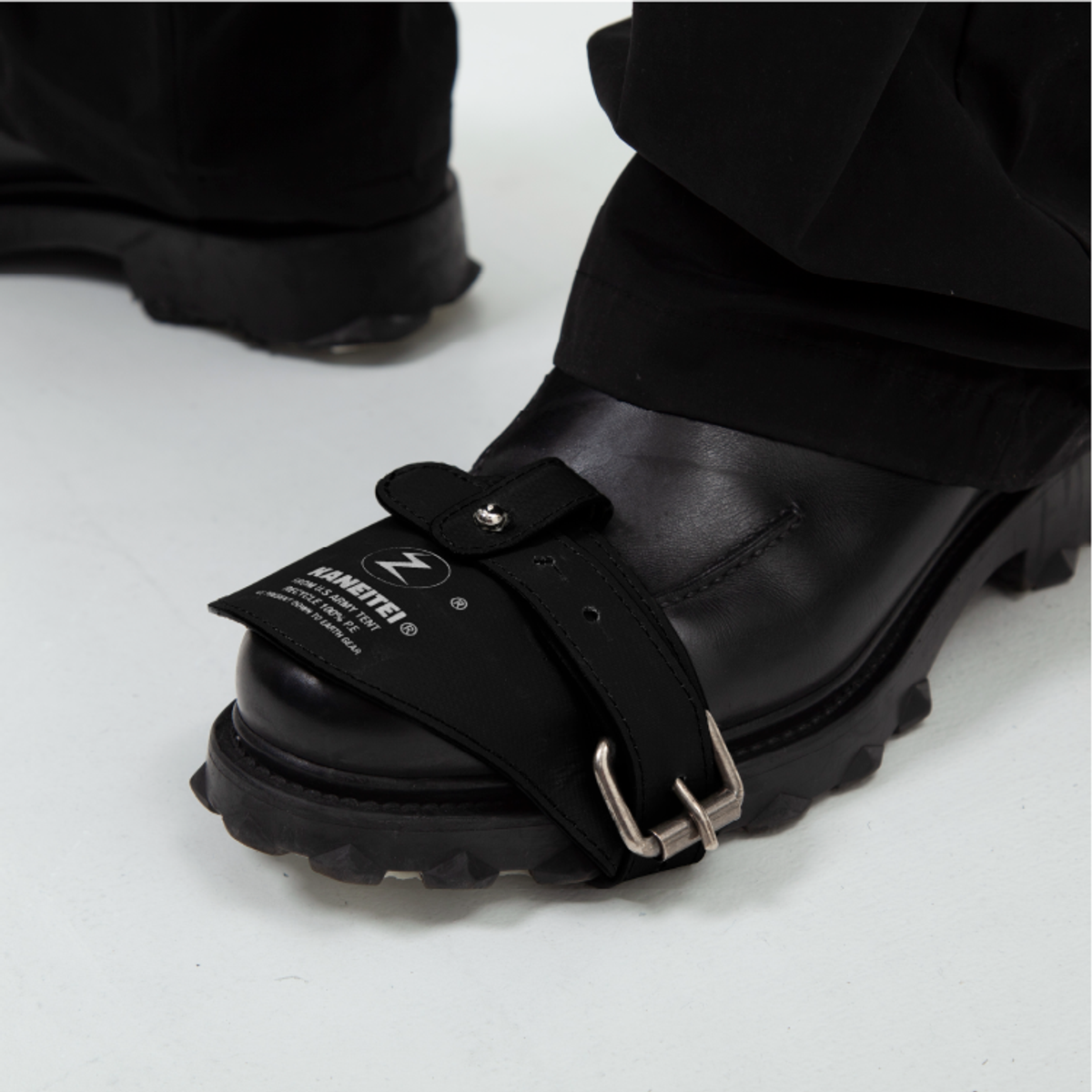 쿤타치(KUNTACH) KTC X KNT Shift Guard [BLACK] / UPCYCLED