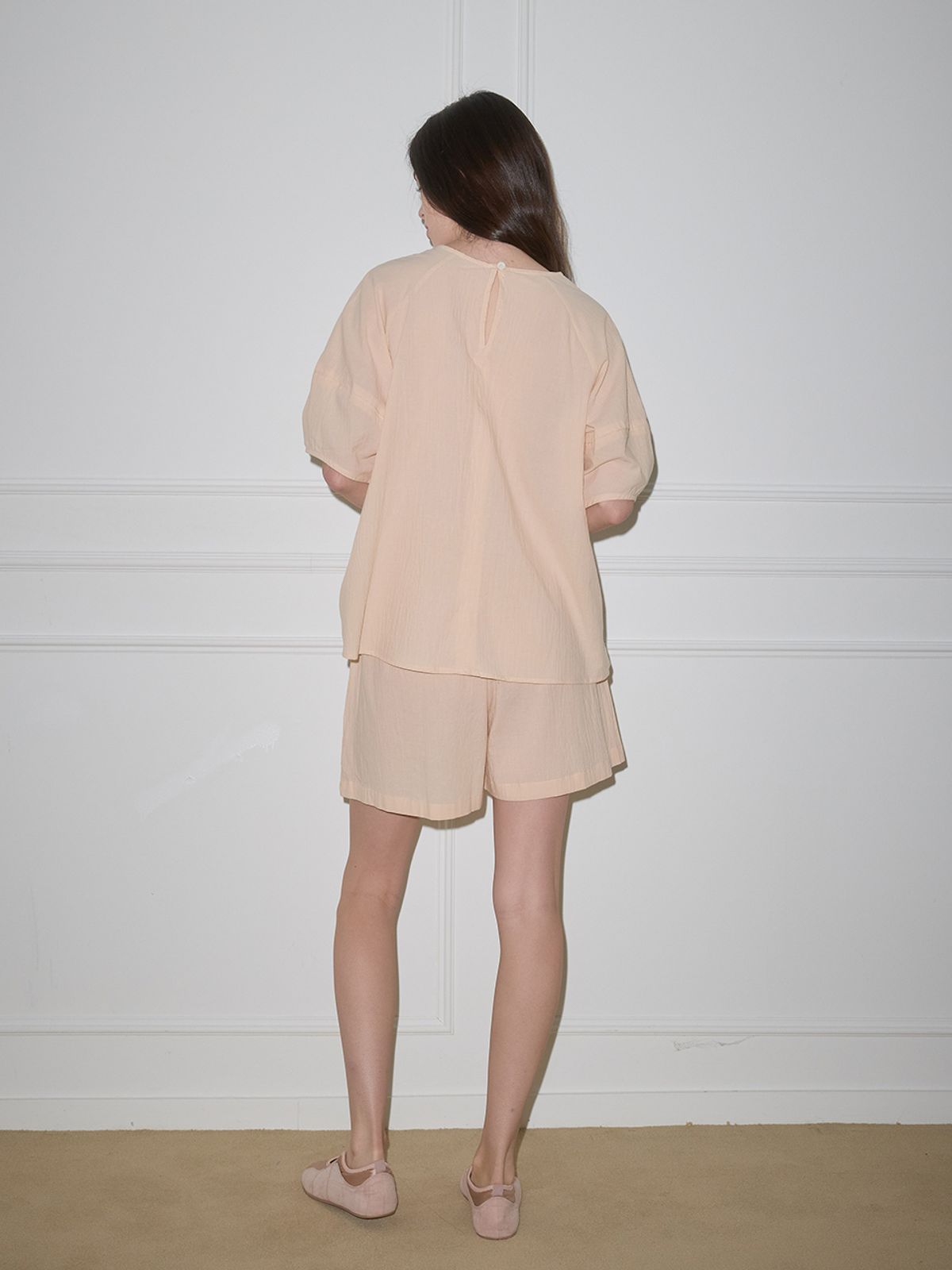 멜라니조이(MELANIE JOY) MJ_Round neck loose pajamas_APRICOT