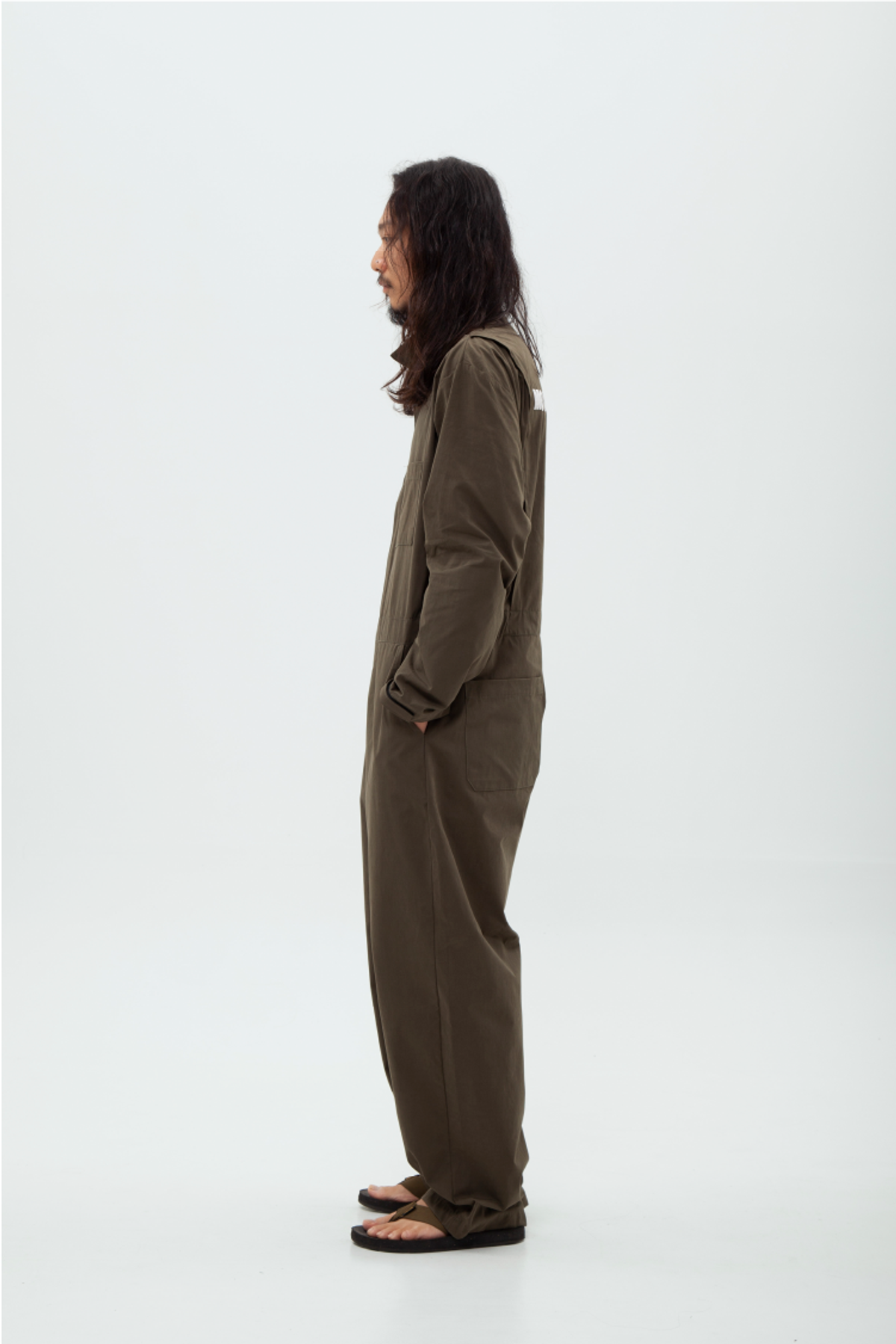 쿤타치(KUNTACH) KTC X KNT VINTAGE KHAKI JUMPSUIT with embroidered logo