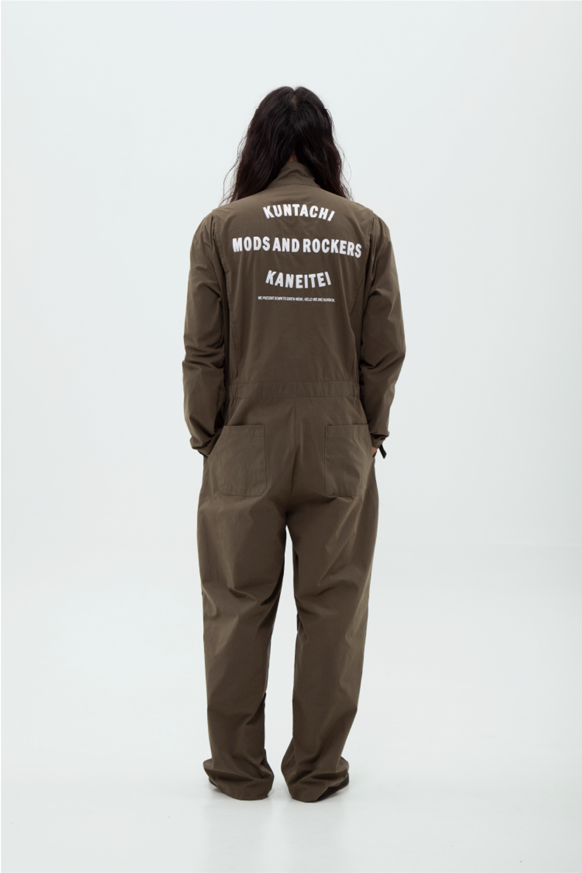 쿤타치(KUNTACH) KTC X KNT VINTAGE KHAKI JUMPSUIT with embroidered logo