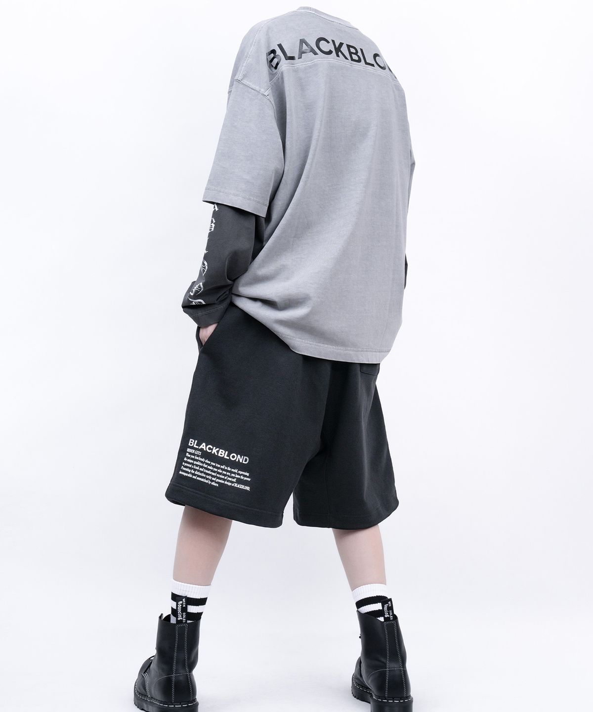 블랙블론드(BLACKBLOND) 비비디 히든 슬로건 피그먼트 반팔티 (그레이)