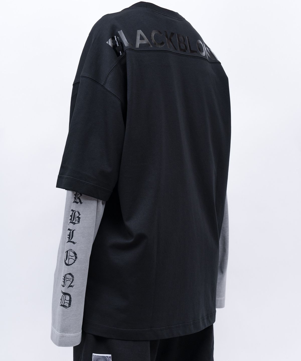 블랙블론드(BLACKBLOND) 비비디 히든 슬로건 반팔티 (블랙)